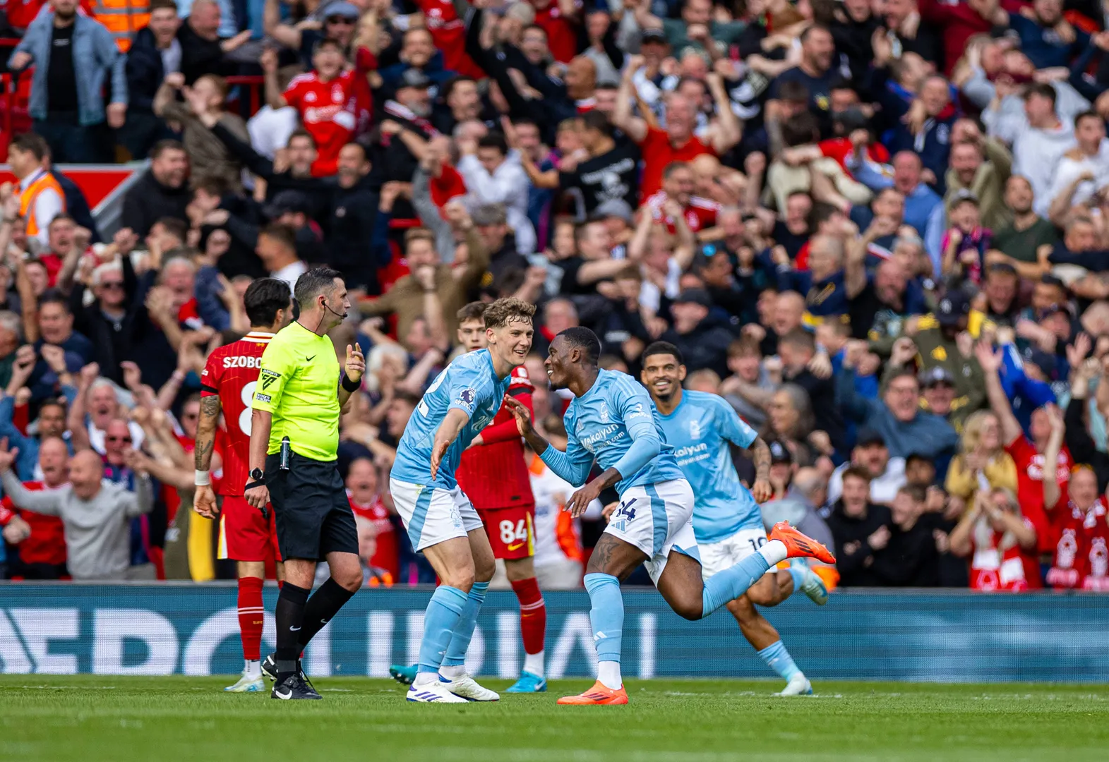 Foto: (Imago) - Nottingham Forest vence Liverpool em Anfield pela Premier League 2024/25