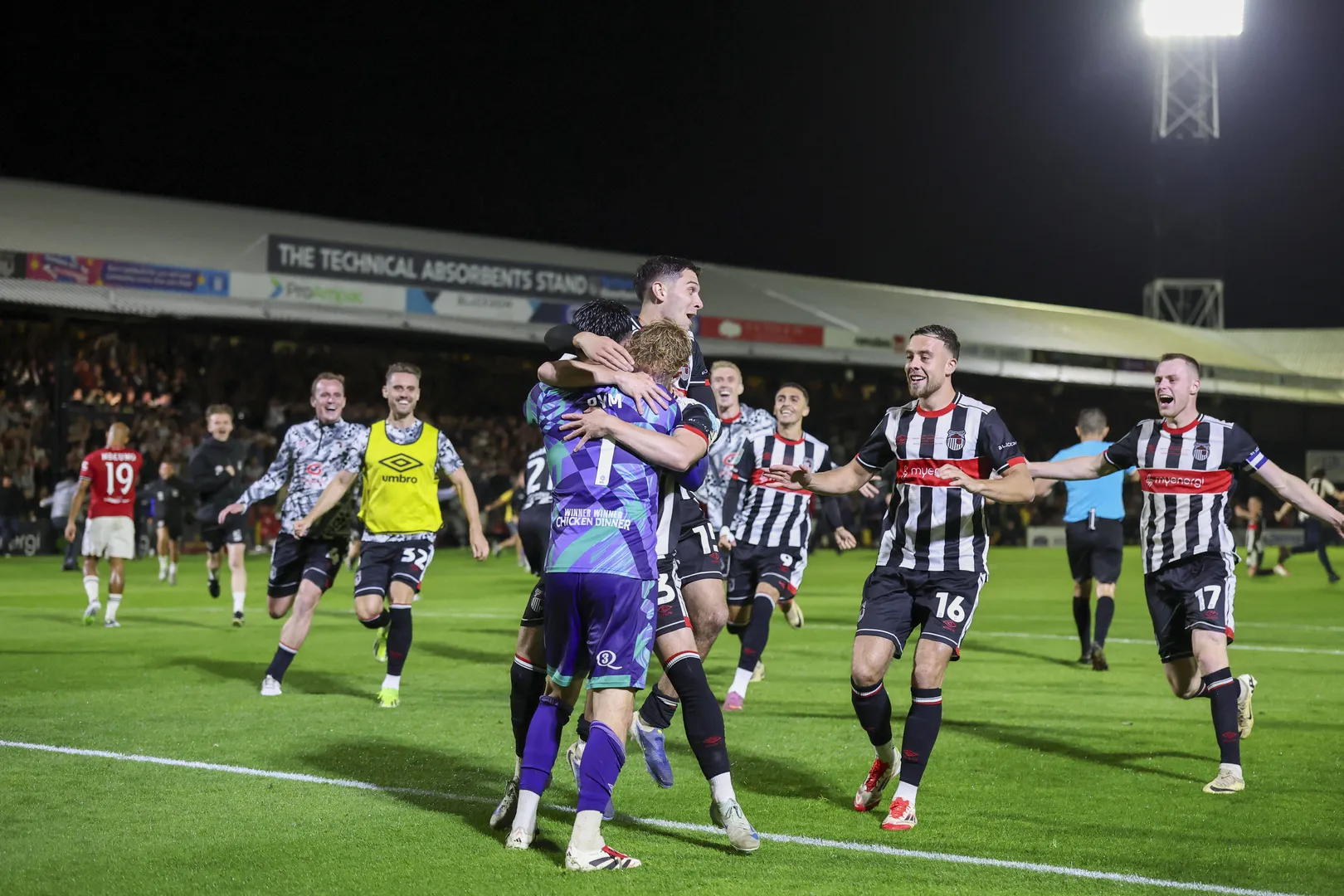Grimsby elimina Manchester United na Copa da Liga Inglesa (Foto: Imago)