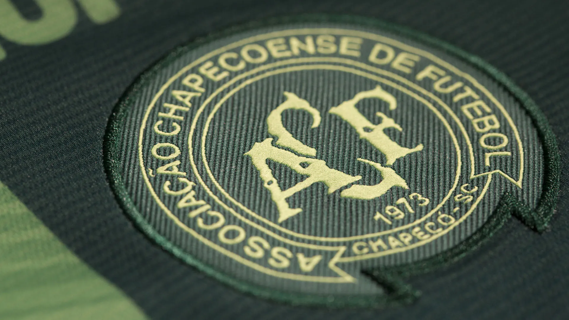 Clubes se solidarizam pela Chapecoense: empr&eacute;stimo gratuito de jogadores e sem rebaixamento por 3 anos