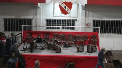 Barra do Independiente for&ccedil;a fim de assembleia geral