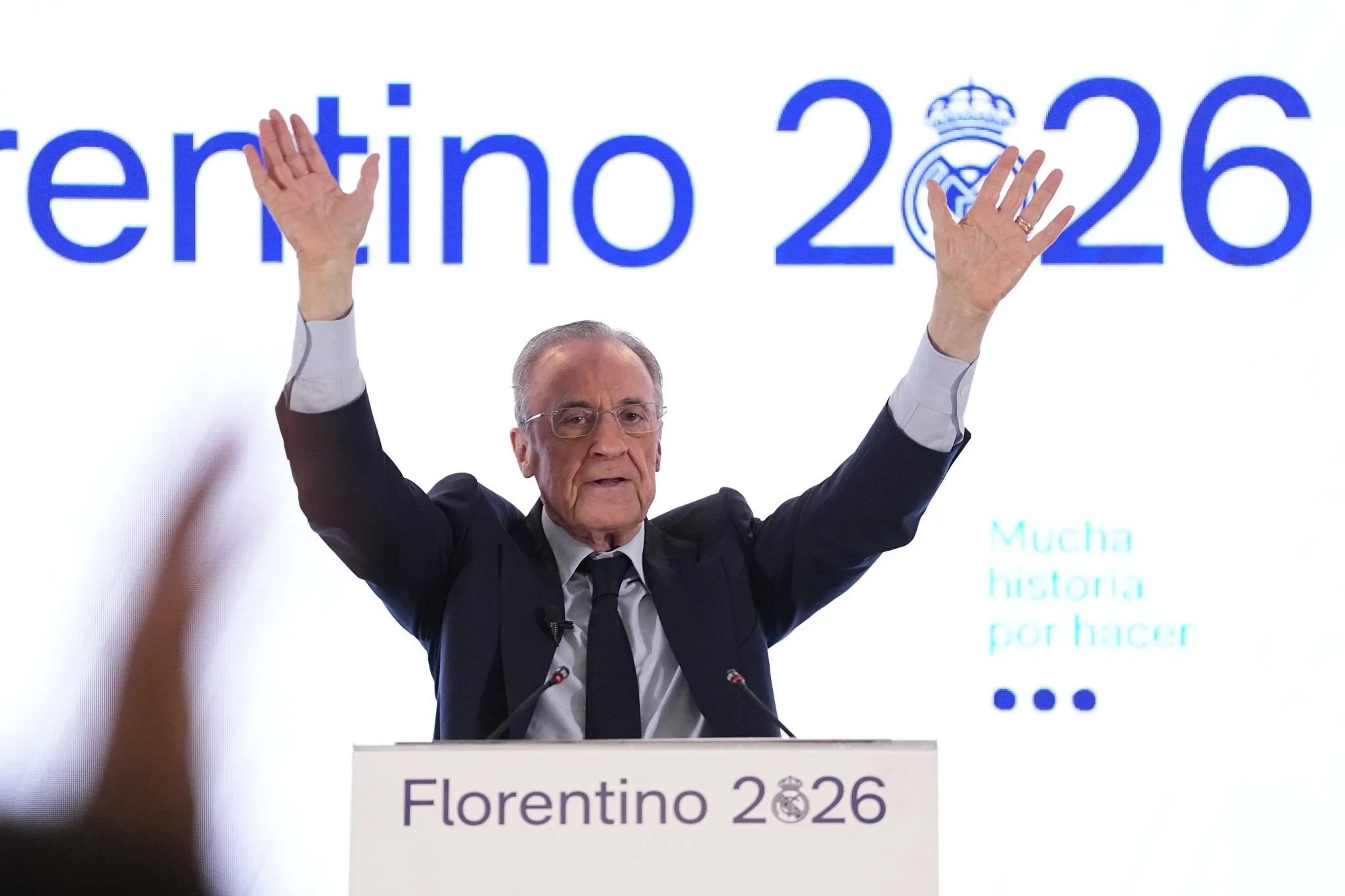 Florentino P&eacute;rez &eacute; reeleito &agrave; presid&ecirc;ncia do Real Madrid