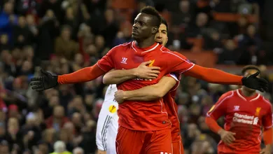 Balotelli gerou uma pequena crise com os capit&atilde;es do Liverpool