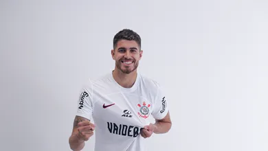 Pedro Raul tem caracter&iacute;sticas que podem ajudar o Corinthians, resta saber como Mano vai encaix&aacute;-las na equipe