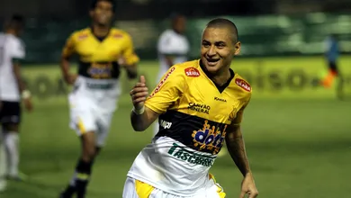 Times da rabeira vencem e nota de corte pode subir