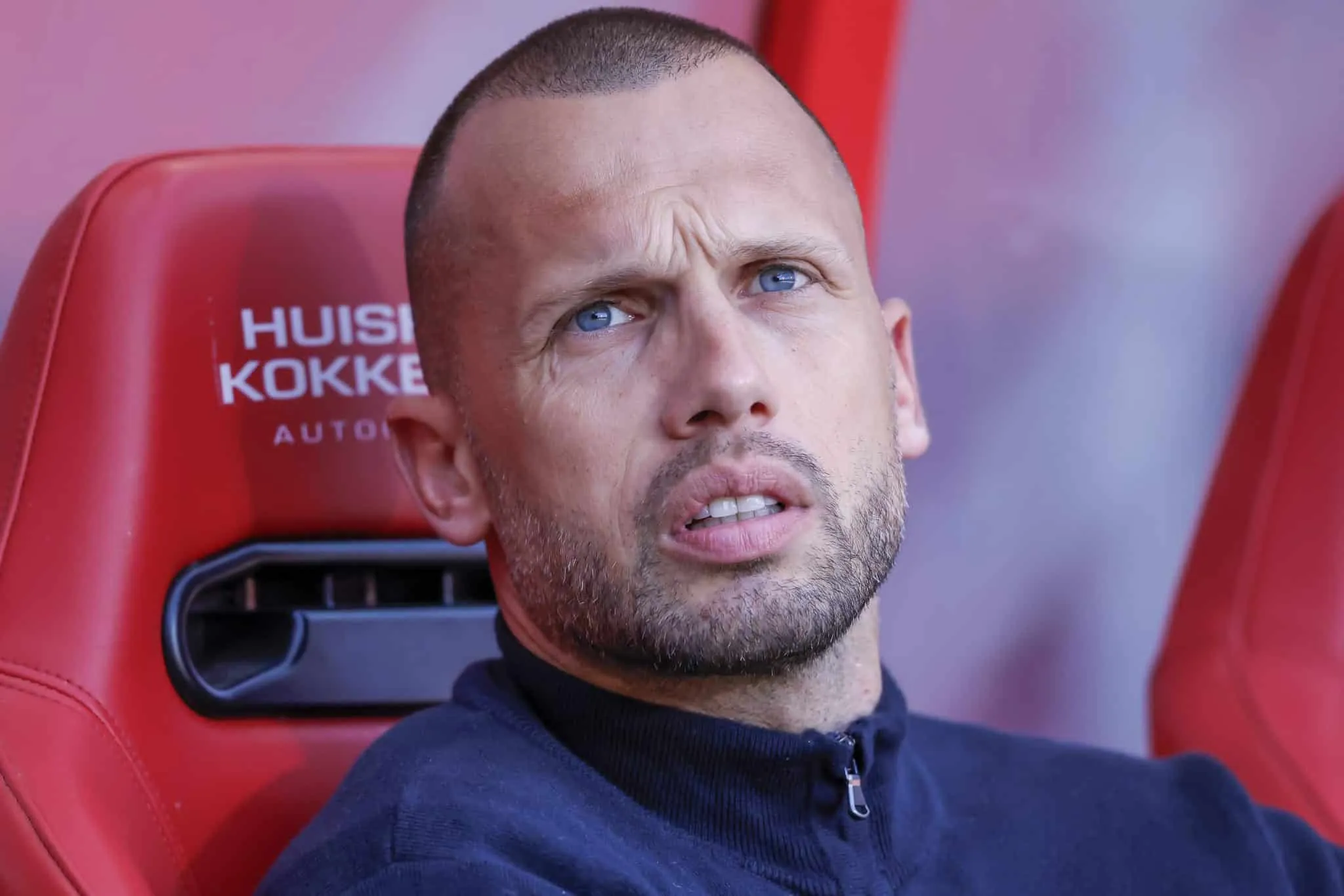 Liverpool anuncia ex-jogador de rival como novo &lsquo;bra&ccedil;o direito&rsquo; de Arne Slot