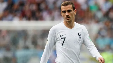 Griezmann e Pogba combinam para fazer um gola&ccedil;o na vit&oacute;ria da Fran&ccedil;a