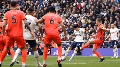 O clima ferveu em Londres: Tottenham sobreviveu para superar o Brighton, que pressionou e saiu na bronca com a arbitragem