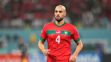 O United tranca seu cadeado com Sofyan Amrabat para acompanhar Casemiro