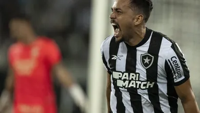 Mudan&ccedil;as de Artur Jorge marcam vit&oacute;ria que d&aacute; sobrevida ao Botafogo na Libertadores