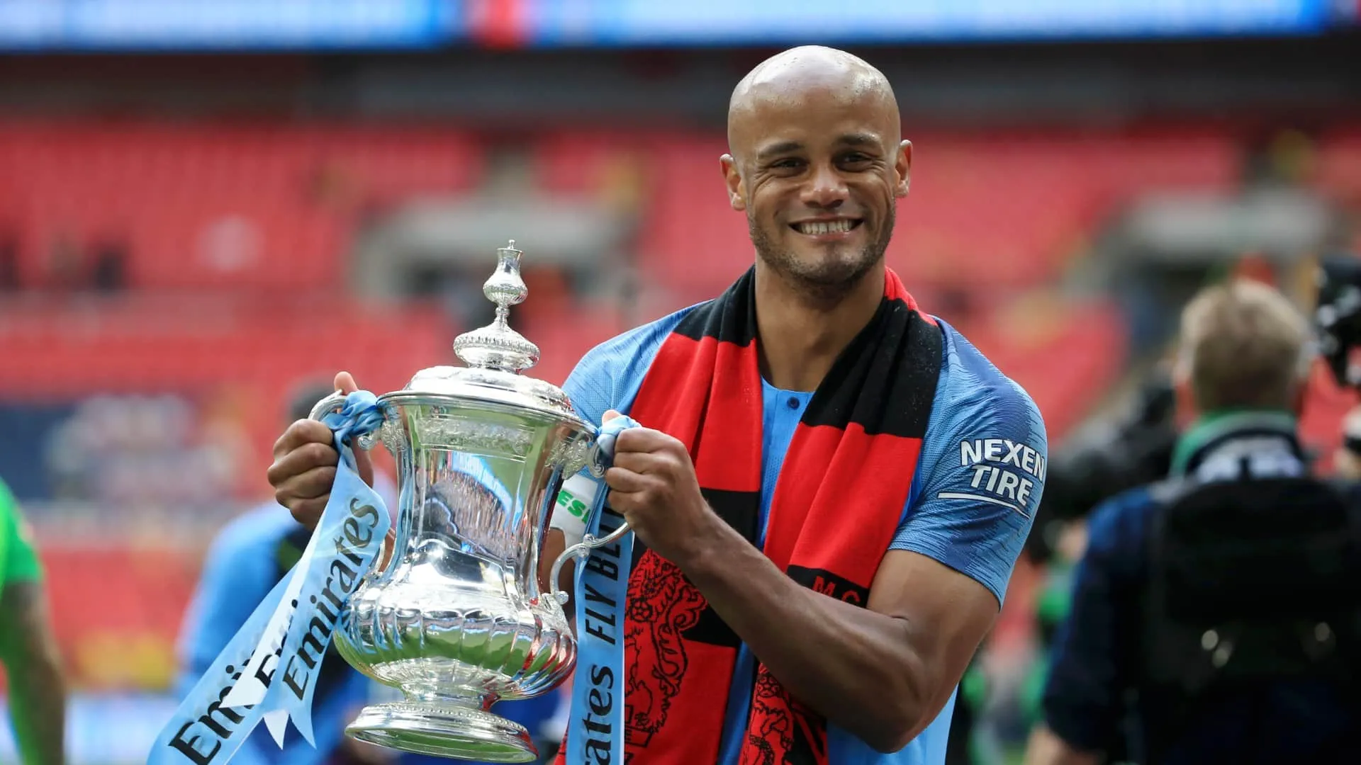 Kompany assume um desafio ao sair do Manchester City para ser jogador-treinador do Anderlecht