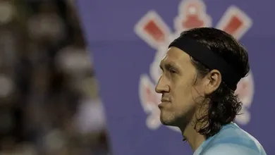 Conversa entre C&aacute;ssio e Cruzeiro avan&ccedil;a, mas Corinthians tenta esfor&ccedil;o extra&nbsp;por&nbsp;&iacute;dolo