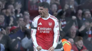 Arsenal usa principal arma, destrava jogo de paci&ecirc;ncia e encaminha t&iacute;tulo da Premier League