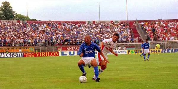 Portuguesa e Cruzeiro decidem suas vidas na Copinha, mas j&aacute; foram protagonistas no Brasileir&atilde;o de 1998