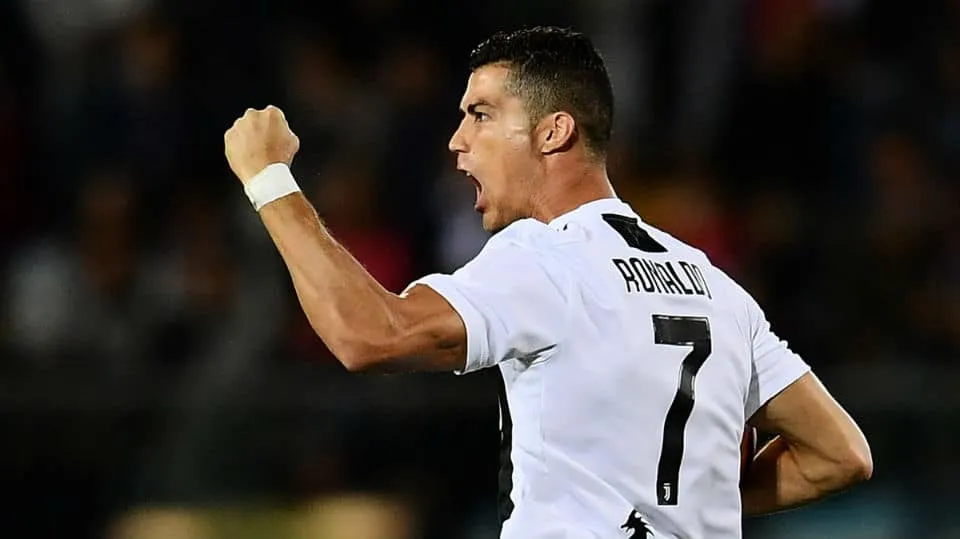 A Juve penava contra o Empoli, at&eacute; Cristiano Ronaldo resolver com um m&iacute;ssil indefens&aacute;vel