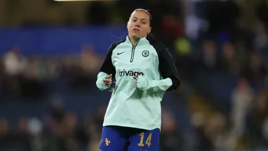 &ldquo;Chamada de gorda o tempo todo&rdquo;: jogadora do Chelsea vira refer&ecirc;ncia no combate ao body shaming