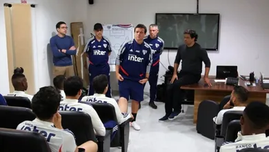 Fernando Diniz deve trazer estilo ao S&atilde;o Paulo, mas tem muitos problemas no seu trabalho para responder