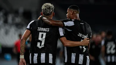 A vaga era o de menos &ndash; Botafogo goleia para voltar a sorrir em casa