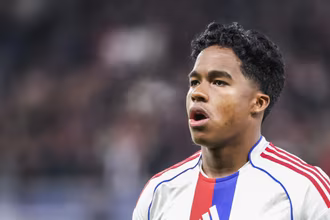 ⁠&rsquo;Ele n&atilde;o est&aacute; acostumado a isso&rsquo;: T&eacute;cnico do Lyon aponta o que falta a Endrick
