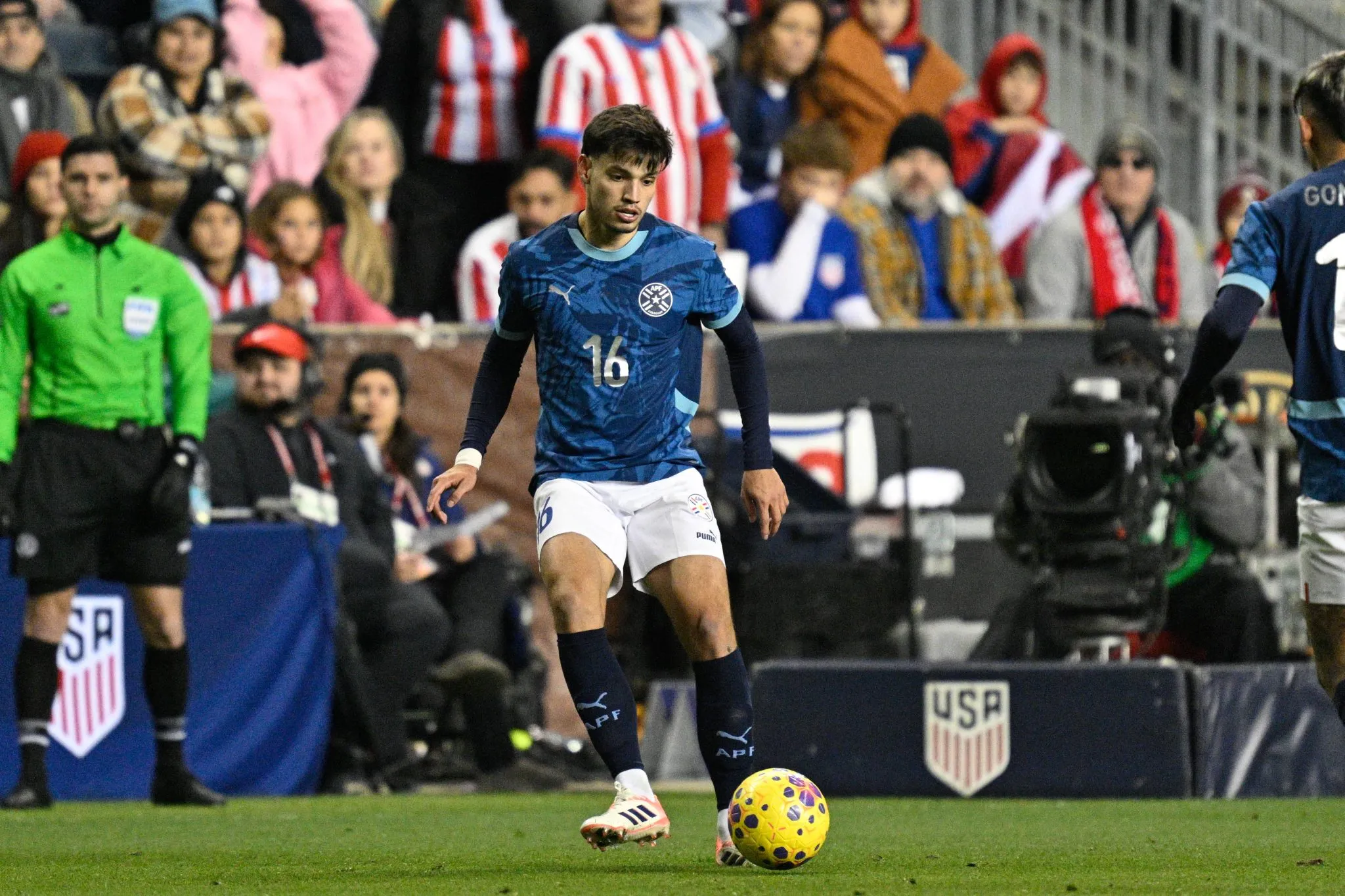 Bobadilla em a&ccedil;&atilde;o pela sele&ccedil;&atilde;o paraguaia (Foto: IMAGO /&nbsp;Icon Sportswire)