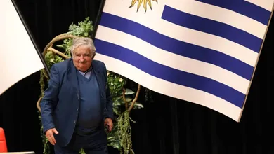 O dia em que Mujica perdeu um Nobel da Paz por defender Su&aacute;rez e xingar a Fifa