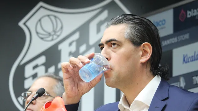 Futuro de Paulo Bracks no Santos j&aacute; tem data para ser definido