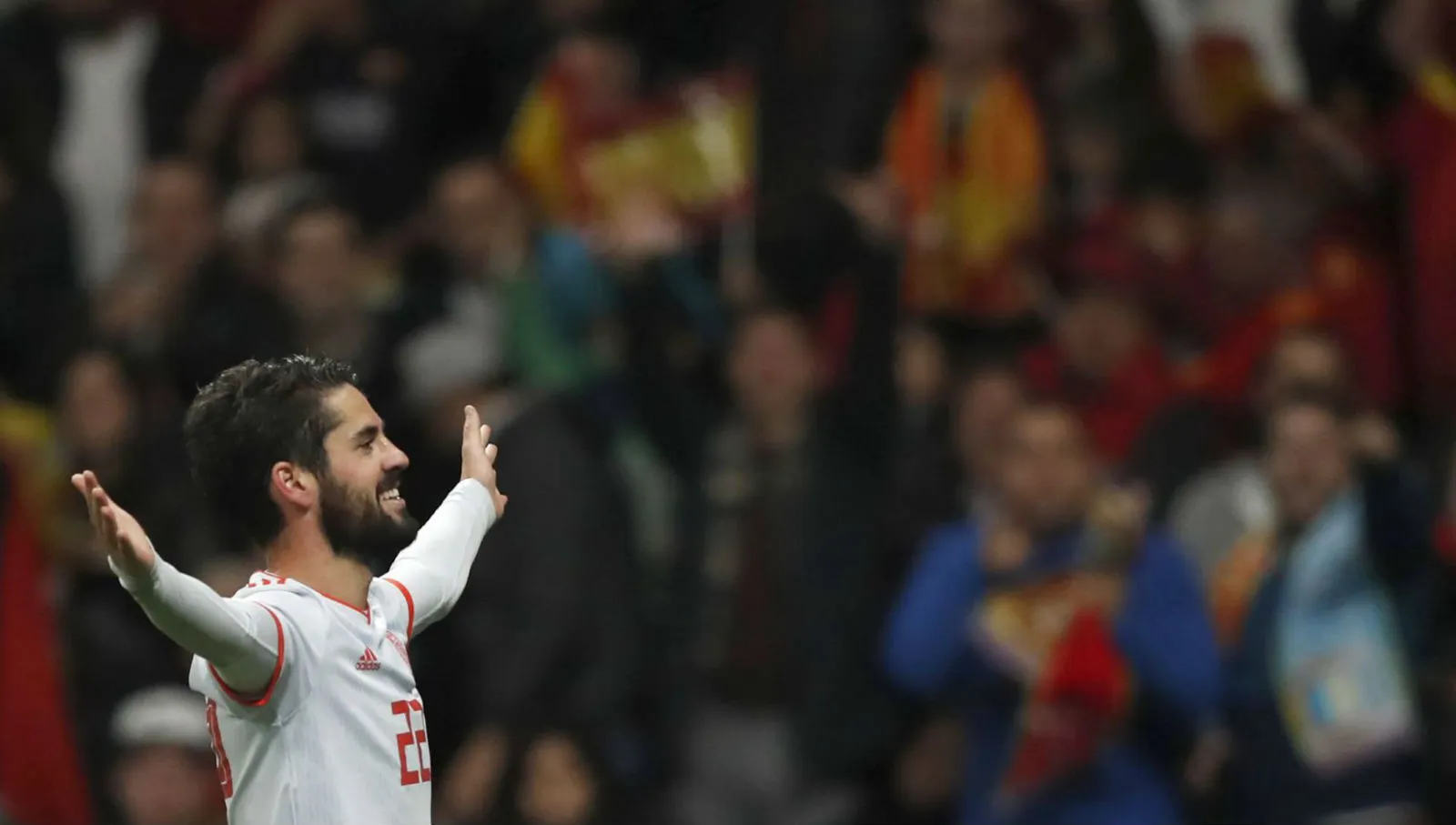 A noite fascinante de Isco contra a Argentina: &ldquo;Os jogos com a sele&ccedil;&atilde;o te d&atilde;o vida&rdquo;