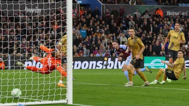 Resum&atilde;o da Conference: Aston Villa precisou martelar (muito) at&eacute; o fim para vencer a primeira