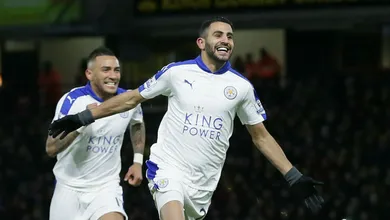 Mahrez preferiu ficar em Leicester, e isso ressalta os fortes la&ccedil;os de Ranieri com seu elenco