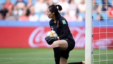 Espanha teve fome para vencer a China, mas esbarrou na goleira Peng