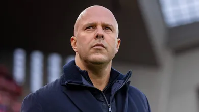 Por que o Liverpool resiste &agrave; press&atilde;o externa e mant&eacute;m confian&ccedil;a em Slot