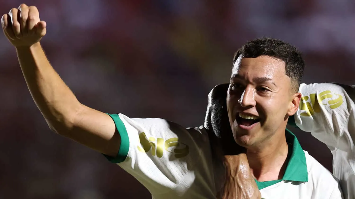 Palmeiras &eacute; salvo por Thalys, enquanto trazer um 9 parece sonho distante