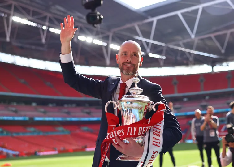 Erik ten Hag afirmou estar tranquilo sobre demiss&atilde;o do United e deixou claro seu ponto de vista sobre quest&otilde;es que deveriam ser melhoradas no clube. Foto: Icon Sport