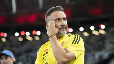 &lsquo;Desculpa da sogra&rsquo; entre V&iacute;tor Pereira, Corinthians e Flamengo ressurge na Inglaterra