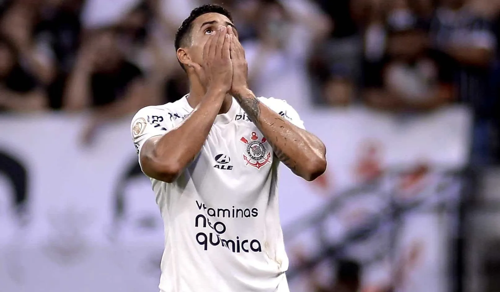 O Corinthians ter&aacute; a data Fifa para ajustar seus muitos problemas para sequ&ecirc;ncia pesada