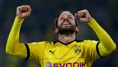 Castro teve noite de craque e Dortmund jogou o fino no 2&ordm; tempo para golear o Stuttgart