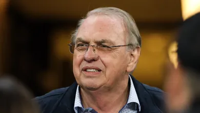 Antes interino, Osmar St&aacute;bile &eacute; eleito presidente do Corinthians
