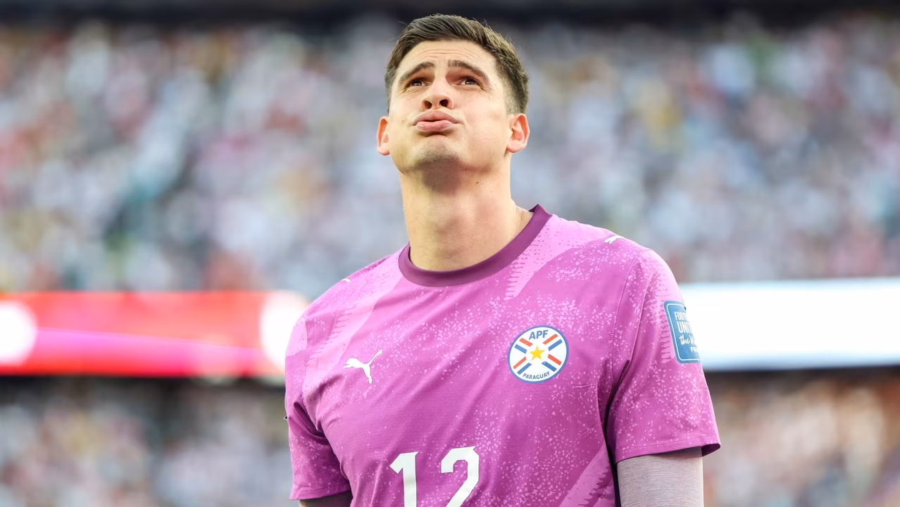 Herói paraguaio, Orlando Gill cala Chilavert para garantir momento histórico do país