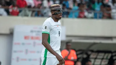 &lsquo;Osimhen quer brigar por cada bola. Acho que os zagueiros t&ecirc;m medo dele&rsquo;