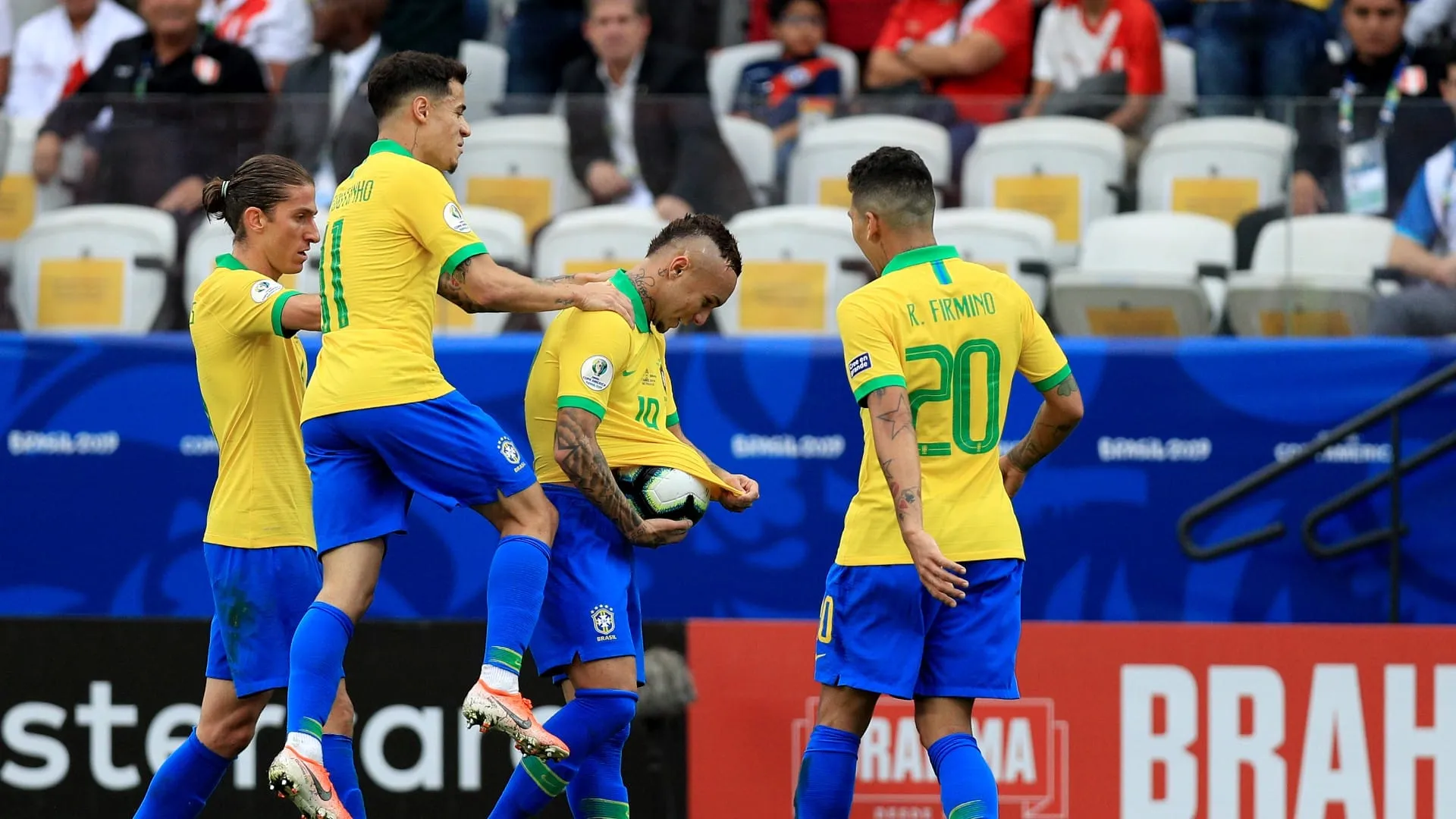 Acerto de Tite, Everton pode ser o elo perdido entre a Sele&ccedil;&atilde;o e sua torcida