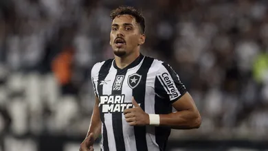 Voto de confian&ccedil;a em Eduardo &eacute; merecido, afinal, o Botafogo precisa muito dele em 2024