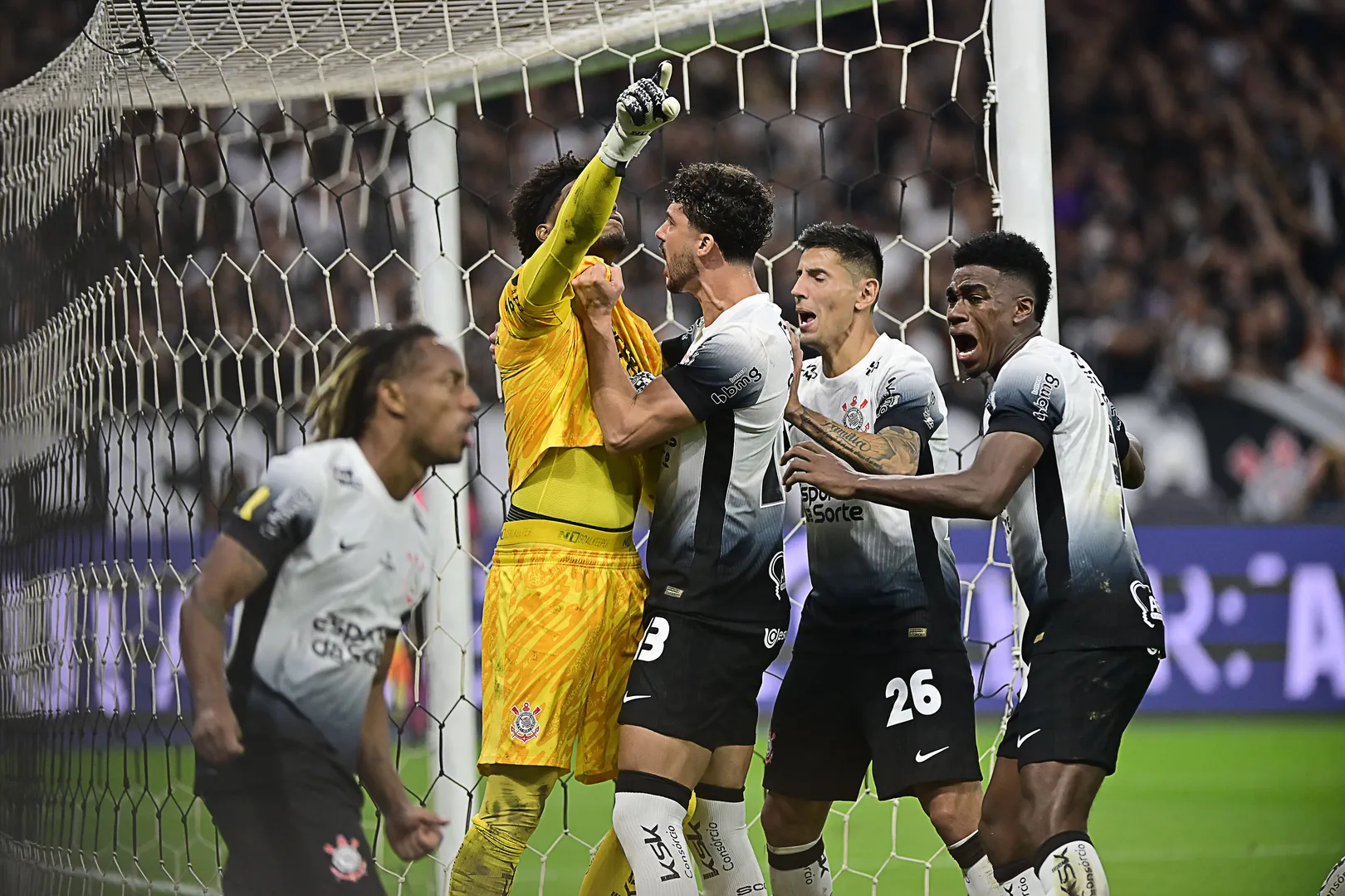 Hugo Souza Corinthians Final Paulist&atilde;o 2025