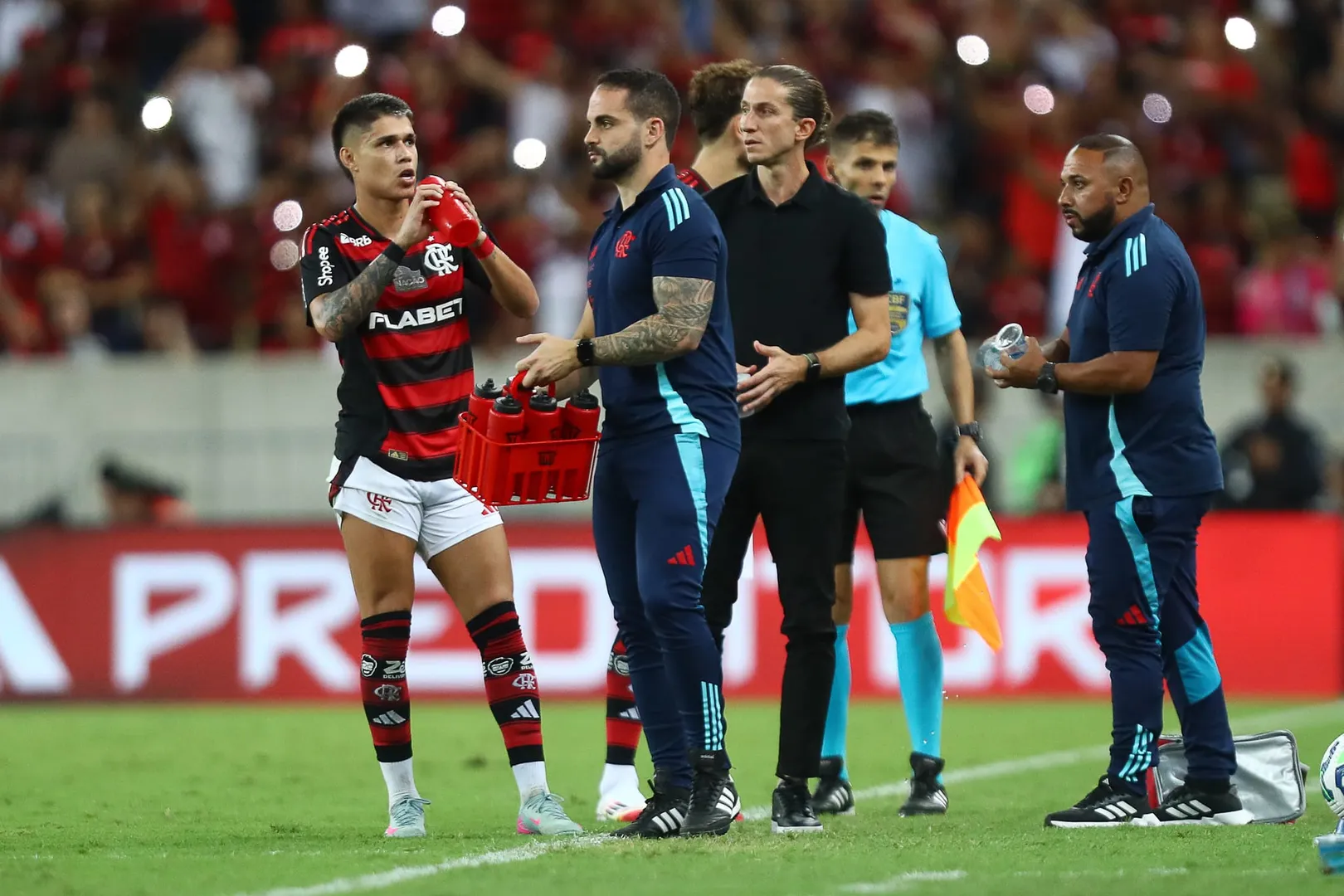 Filipe Lu&iacute;s minimizou problemas por resultados recentes do Flamengo (Foto: Gilvan de Souza/Flamengo) 