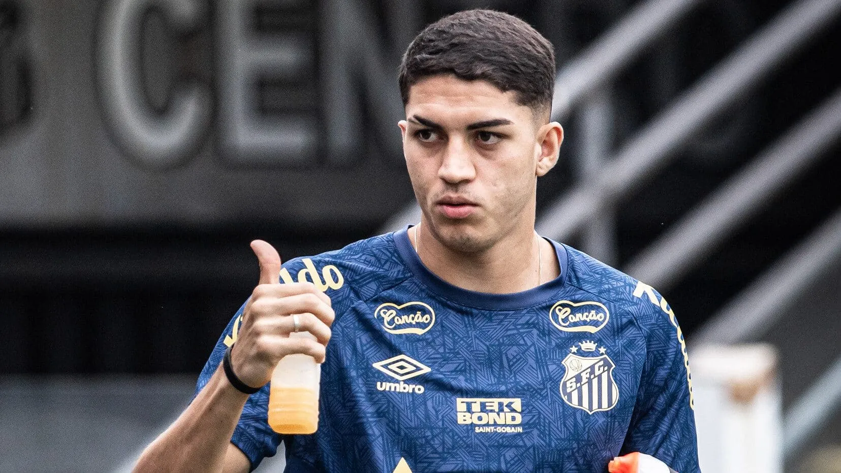 Santos defender&aacute; a lideran&ccedil;a da S&eacute;rie B com novidades e dupla que nunca atuou junto