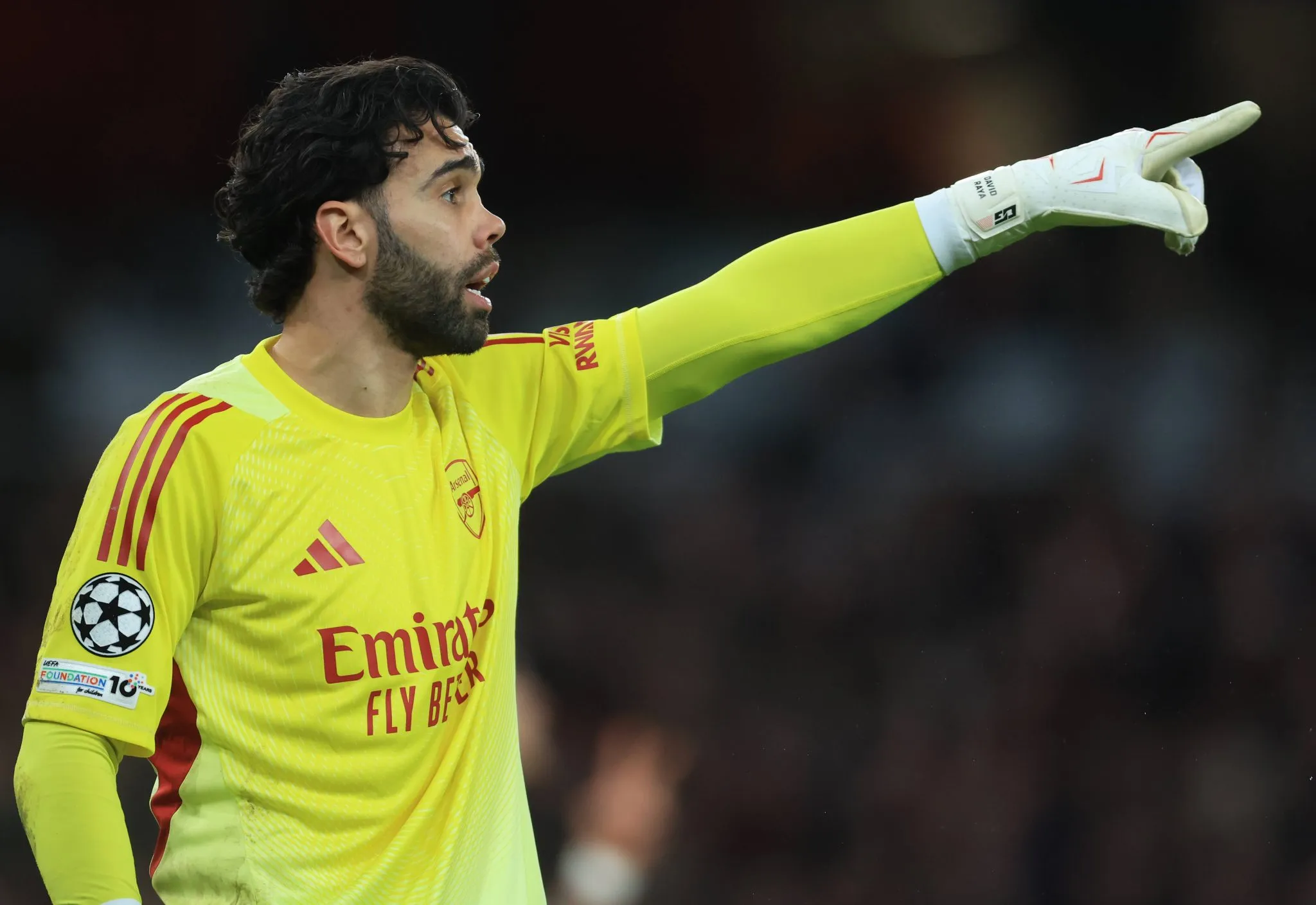David Raya em jogo do Arsenal