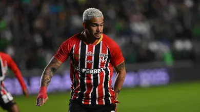 Vit&oacute;ria mostra que S&atilde;o Paulo &eacute; outro com Crespo, mas n&atilde;o pode mascarar grande problema