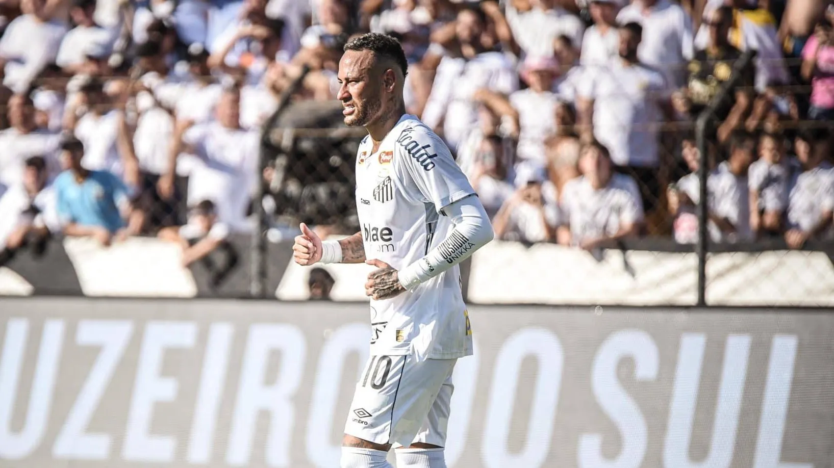 Titular no Santos, Neymar atua por mais de uma hora, mas sente calor e desorganiza&ccedil;&atilde;o coletiva