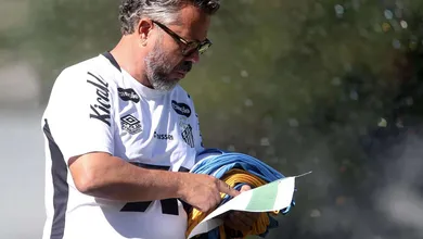 Por que a parada para o Mundial de Clubes &eacute; essencial para o Santos em 2025?