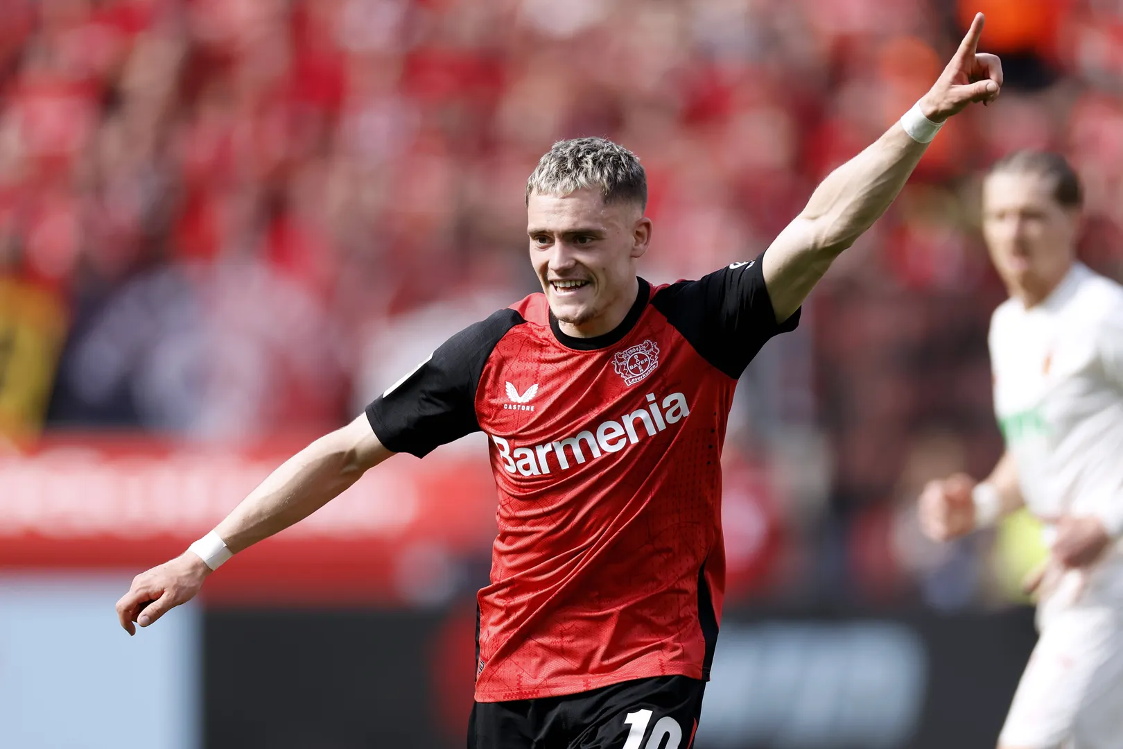 O meia Florian Wirtz em a&ccedil;&atilde;o pelo Bayer Leverkusen Foto: (Imago)