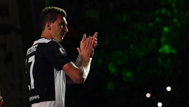 Mandzukic deixa a Europa com um curr&iacute;culo invej&aacute;vel que merecia mais cr&eacute;dito