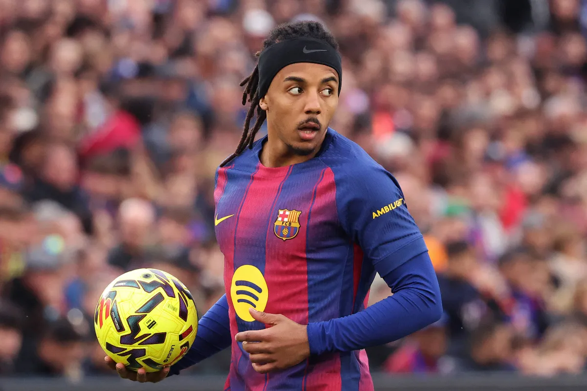 Por que o Barcelona cogita sa&iacute;da de Kound&eacute;, que tem tr&ecirc;s interessados